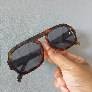 Black Leopard Flat Top Blocky Bridgeless Sunglasses - Stevie