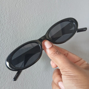 Black Small Retro Oval Frame Sunglasses - Daisy