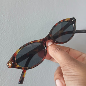 Tortoiseshell Small Retro Oval Frame Sunglasses - Gigi