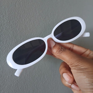 White Small Retro Oval Frame Sunglasses - Della