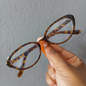 Tortoiseshell Retro Soft Cat Eye Small Frame Clear Glasses - Aveline